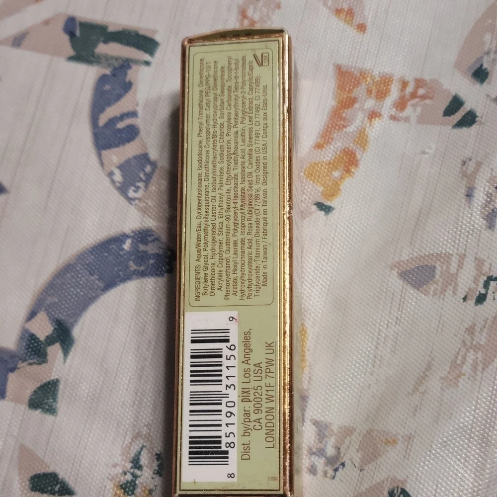 Pixi by Petra Pat away  concealing Base in Espresso